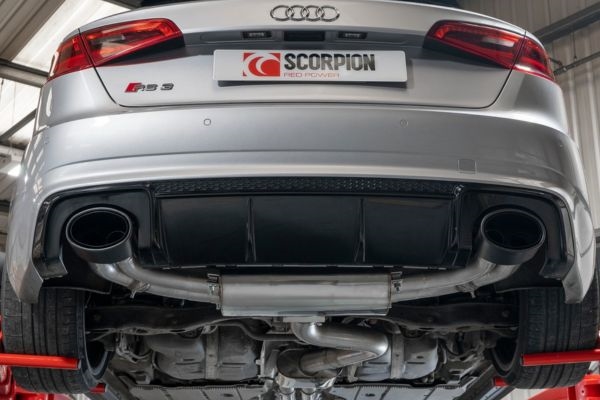 Scorpion Avgassystem monterat på Audi RS3