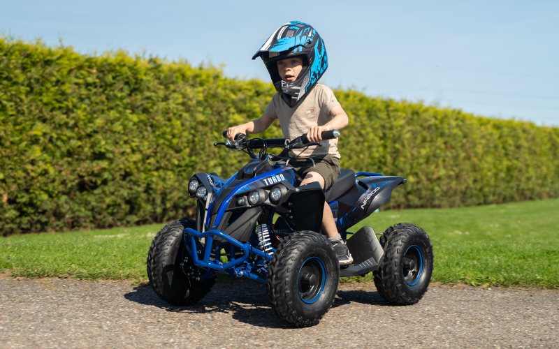 Liten men kraftig kardanmotor