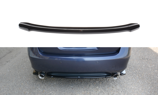 Maxton Central Rear Splitter Lexus Gs Mk.3 - Gloss Black
